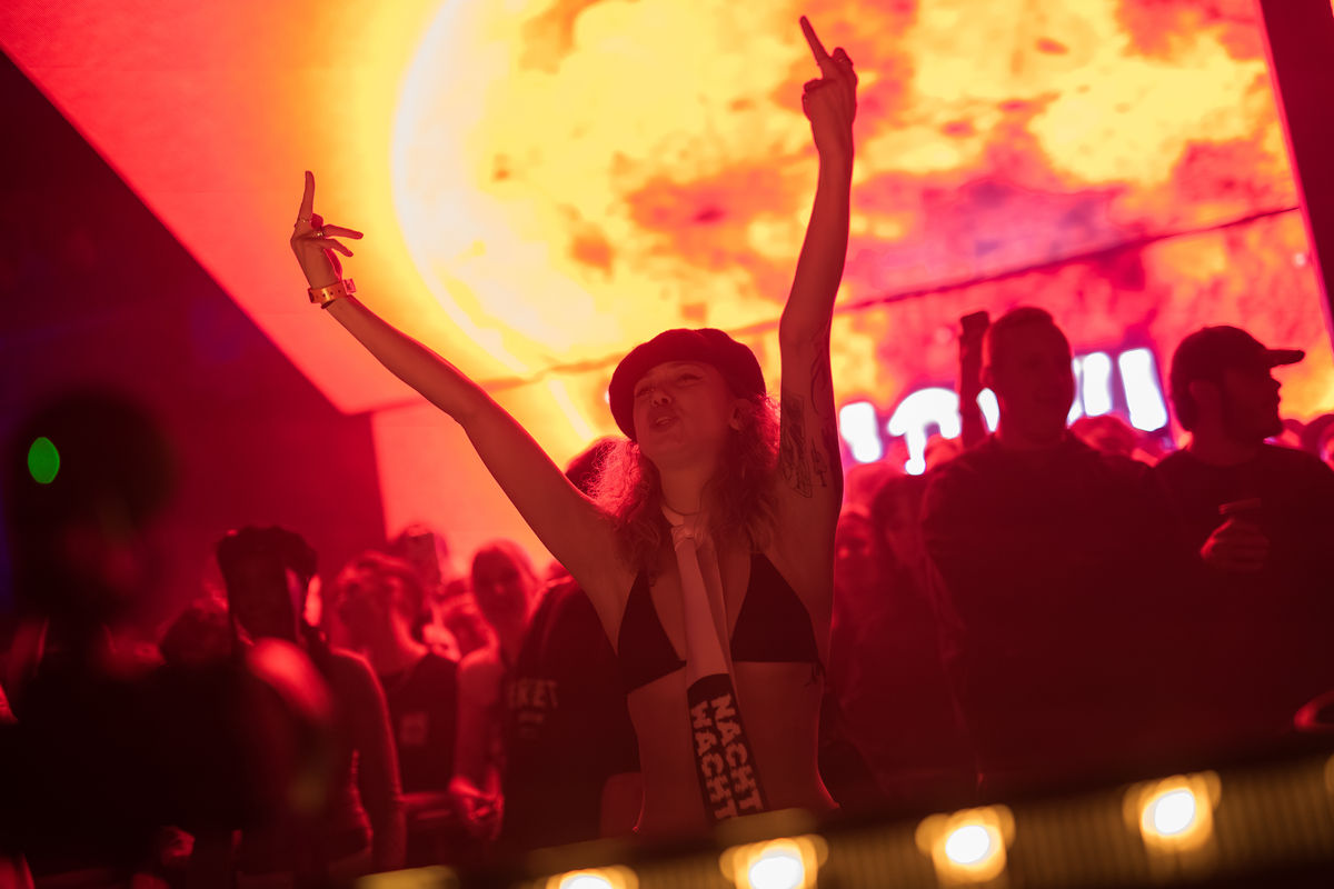 Loading... just a sec